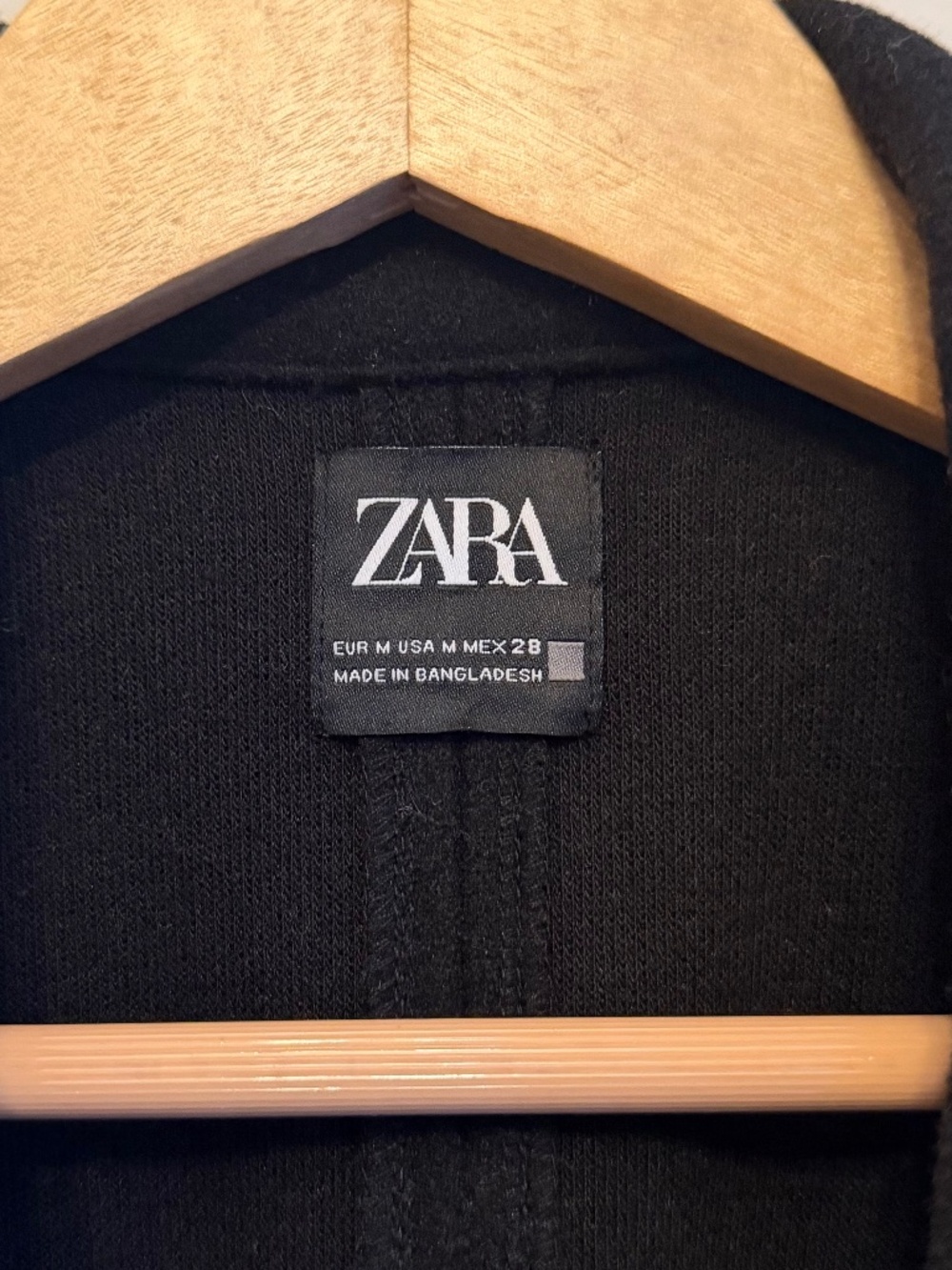 Zara Felt Texture Coat in Black Size Medium - Picture 11 of 14